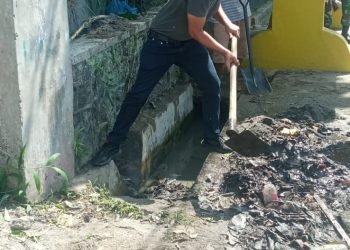 Camat Siantar Timur dan Lurah Pardomuan Bersama Pasukan Si Tiur Laksanakan Program LISA di Depan GOR Jalan Merdeka