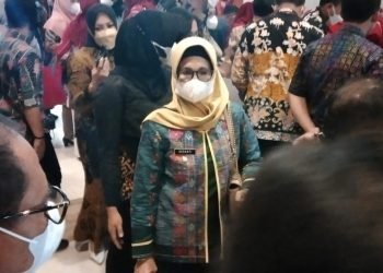 Plt Wali Kota Siantar Hadiri Pembukaan Summit Seminar dan Expo Kabupaten/Kota di Semarang