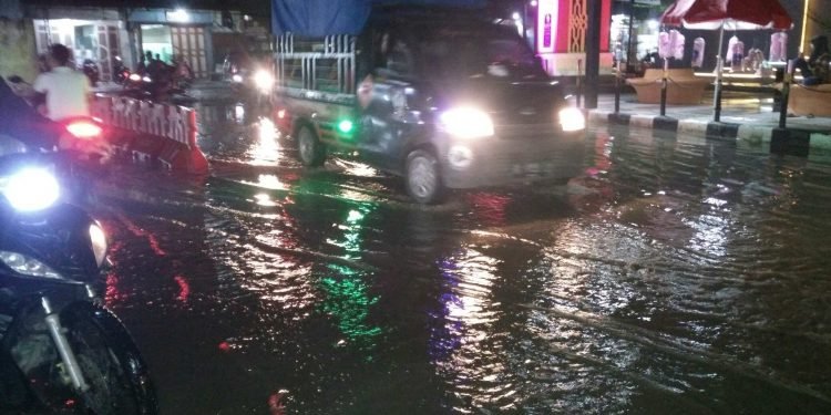 Kawasan Perkotaan Tanjung Tiram Langganan Banjir, Masyarakat Harapkan Peran Pemkab Batu Bara.