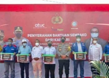 Kapolri Salurkan Bantuan Kepada Buruh Terdampak Covid-19, Ketua KSPSI Ucap Terima Kasih Ke Kapolri