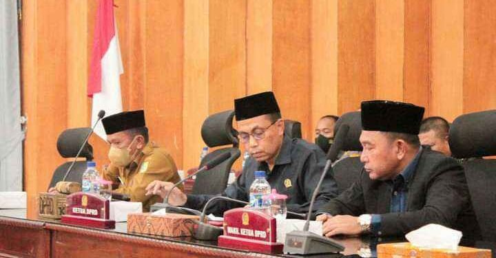 10 Fraksi DPRD Batu Bara Terima dan Setujui Ranperda Perubahan Nomor 6 Tahun 2020 Tentang Penyelenggaraan Perhubungan