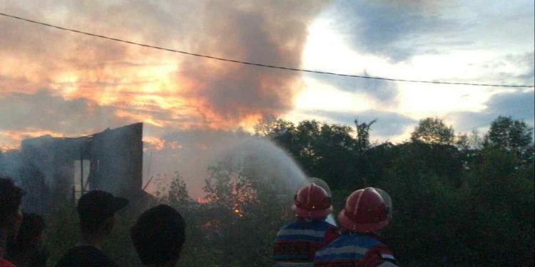 Haris, Korban Kebakaran Rumah di Kecamatan Nibung Hangus Minta Bupati Perhatikan Nasibnya