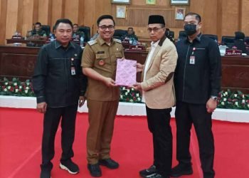 DPRD Batu Bara Gelar Paripurna Pandangan Umum Fraksi Atas KUA PPAS P-APBD Tahun Anggran 2022