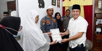 Sampaikan Duka Cita, Zahir Kunjungi Keluarga Jamaah Haji Kabupaten Batu Bara