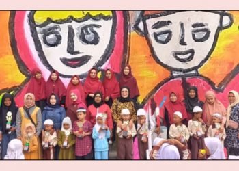 Memeriahkan semarak hari kemerdekan Indonesia ke 77 RA Nurul Iman mengadakan lomba mewarnai Ibu dan anak