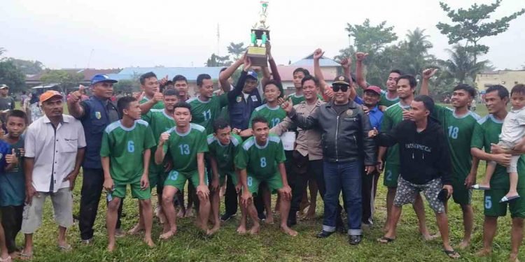 Elvis Apianto Ketua Sektor Pokdar Kamtibmas Labuhan Ruku: HUT RI Ke 77 Tahun, Jadikan Ajang Perkokoh Persatuan