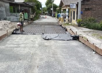 Pembangunan Peningkatan Jalan Rahmatsyah Diprotes Warga