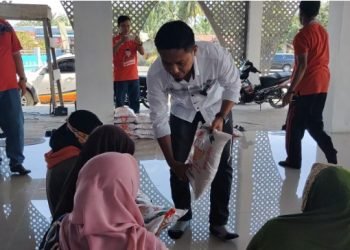 Ketua Kadin berbagi di Desa Perjuangan Batu Bara