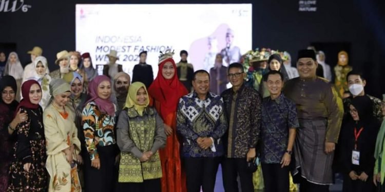 Zahir Dukung Dekranasda Ikuti Ajang Nasional IMFW 2022