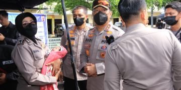 Luar Biasa!!! 3 Hari Tertimbun Runtuhan Bangunan,Anak Usia 5 Tahun Masih Kondisi Hidup