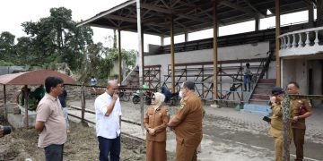 dr Susanti Tinjau Progres Revitalisasi Stadion Sangnaualuh