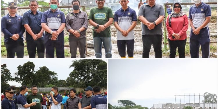 Pemko dan Polres Pematang Siantar Bersama TNI Bersih-bersih Stadion Sang Naualuh