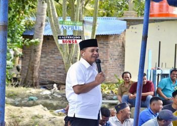 Bupati Batu Bara Ir. Zahir Motivasi Petani Cabai