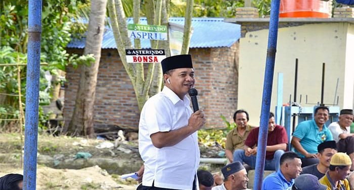 Bupati Batu Bara Ir. Zahir Motivasi Petani Cabai