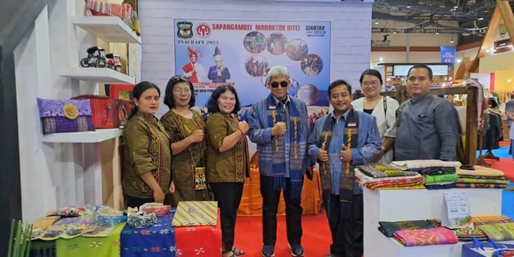 Dekranasda Pematang Siantar Ramaikan INACRAFT 2023 di JCC