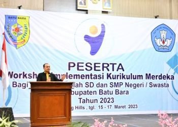 Zahir Beri Arahan Saat Bintek Kepala Sekolah