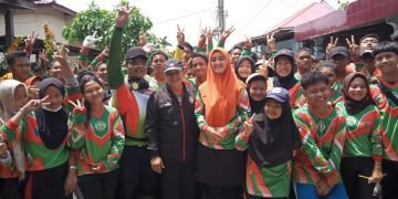 Zahir dan Pokdarling Sambangi Desa Pahlawan