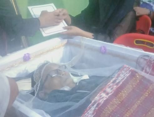 Bupati Zahir Melayat Ke Rumah Duka Gomgom Parluhutan Manurung