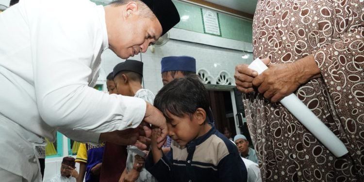 Bupati Zahir Safari Ramadhan Perdana di Kecamatan Medang Deras