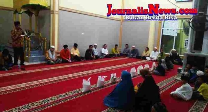 Camat Tanjung Tiram Dampingi Zahir Safari Ramadhan di Masjid Saydina Abu Bakar