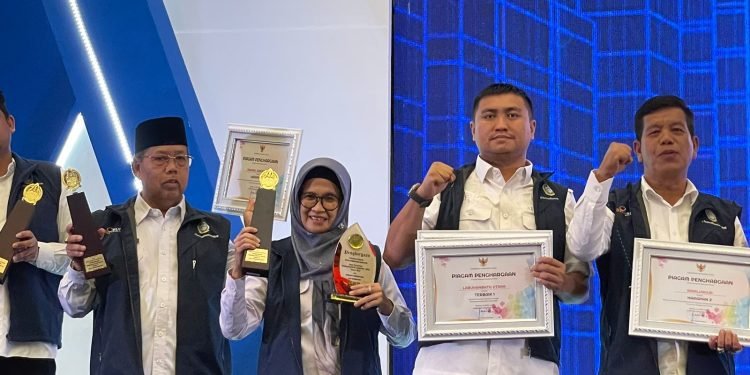 dr Susanti Terima Dua Penghargaan di Musrenbang Provinsi Sumut
