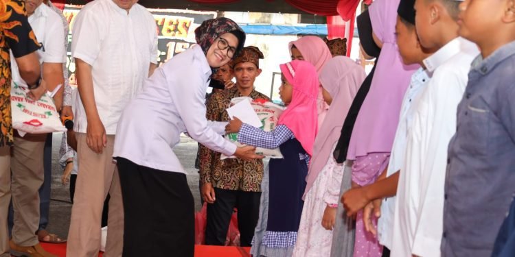 Awali Peringatan HUT ke-152 Kota Pematang Siantar, dr Susanti Santuni Anak Yatim Piatu