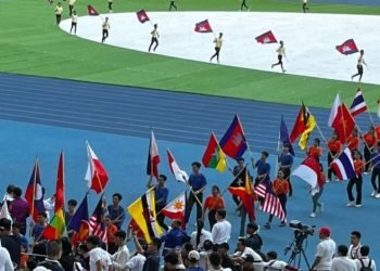 Bendera Indonesia Terbalik di Pra Pembukaan SEA Games 2023