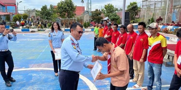 Keluarga Besar Lapas Narkotika Kelas IIA Pematangsiantar Kelas IIA Gelar Syukuran HBP ke – 59