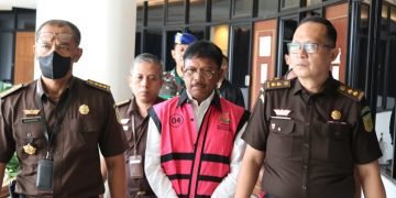 Menkominfo Sebagai Tersangka Korupsi BTS