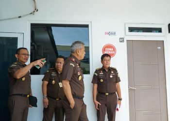 Kunker Ke Kejari Labusel, Kajati Sumut : Saya Ingin Melihat Langsung Kondisi ‘Anak-anak’ Saya di Daerah