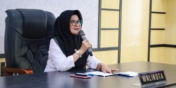 Jadi Narasumber, dr Susanti Paparkan Materi UU TPKS kepada Peserta Seminar GMKI Siantar – Simalungun