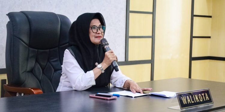 Jadi Narasumber, dr Susanti Paparkan Materi UU TPKS kepada Peserta Seminar GMKI Siantar – Simalungun