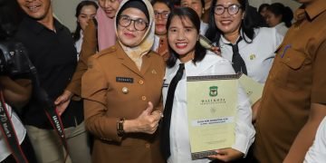 dr Susanti Bahagia Bisa Langsung Serahkan SK kepada 371 PPPK Tenaga Guru