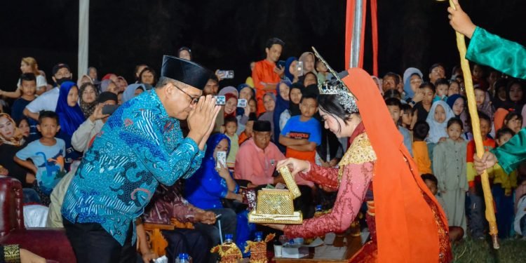 Penutupan Pentas Seni Budaya Batu Bara Tampilkan Berbagai Etnis