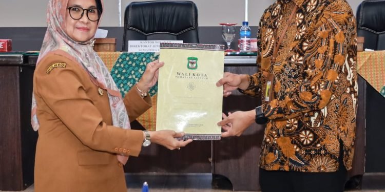 dr. Susanti Tandatangani Nota Kesepakatan Tentang Forum Kerjasama Peningkatan Kualitas Pengelolaan Keuangan Pemerintah Pusat dan Pemerintah Daerah