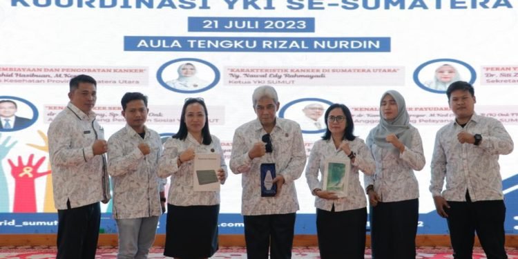 Ketua Yayasan Kanker Indonesia (YKI) Cabang Kota Pematang Siantar Hadiri Rapat Koordinasi YKI se – Sumut