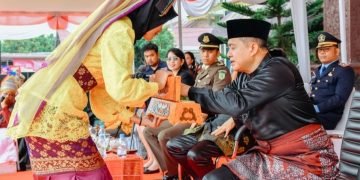 Bupati Batu Bara Ir.H. Zahir, M.AP Inspektur Upacara HUT Bhayangkara Ke-77