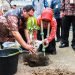 dr. Susanti Hadiri Kegiatan Indonesia Menabung dan Aksi Nyata Menanam 1 Siswa 1 Pohon