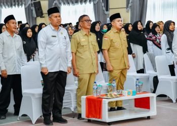 Buka Pelatihan IKM untuk Guru PAI, Bupati Zahir Minta Disdik Anggarkan Pelatihan Sertifikasi Guru