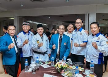 Pelantikan Pengprov KKI Sumut, Bupati Zahir Terima Sabuk Hitam