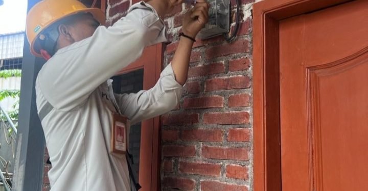 Merasa Tertipu, Ronaldo Damanik Laporkan PLN ke Polres Pematangsiantar