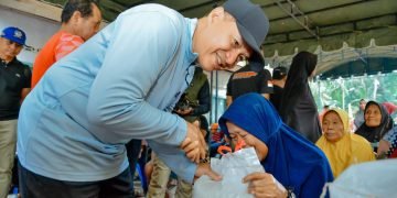 Blusukan ke Desa, Bupati Zahir Buktikan Komitmen Urusan Kemanusiaan Harus Tuntas