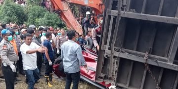 Laka Maut Di Jalan Lintas Pematangsiantar – Saribu Dolok, 6 Korban Meninggal Dunia Di TKP
