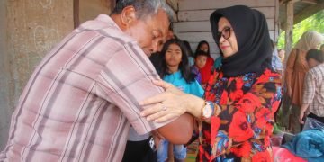 Peduli! Wali Kota Siantar Kunjungi dan Berikan Bantuan Kepada Korban Kebakaran