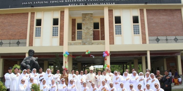 Walikota Diwakili Kadisdik Hadiri Peresmian TPA-PAUD St Yosef Pematangsiantar