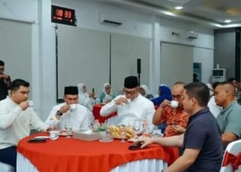 Kapolres Batubara dan Dandim 0208 Asahan Buka Puasa Bersama Pemkab Batubara