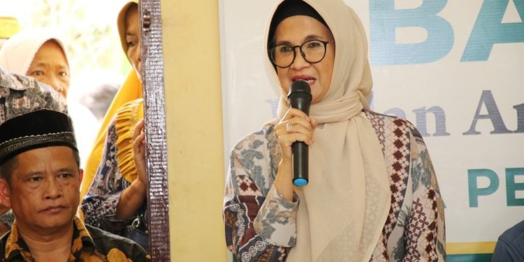 Wali Kota Siantar Menyerahkan Zakat Kepada 1.100 Mustahiq Melalui Baznas