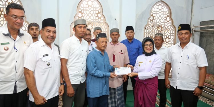 Wali Kota Pematangsiantar Lanjutkan Ramadhan Berbagi bersama Perumda Tirta Uli