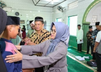 Wali Kota Siantar Serahkan Santunan Kepada 97 Anak Yatim Piatu
