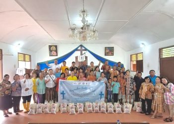 Persekutuan Ummat Kristen (PUK) PTPN IV Unit Kebun Marjandi Salurkan Bantuan Paket Sembako